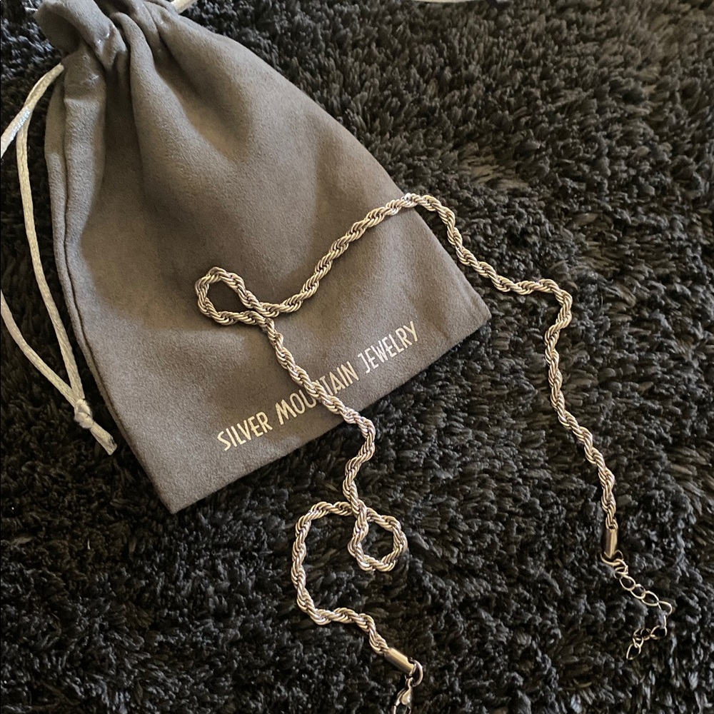 Silver Twisted Chain Necklace